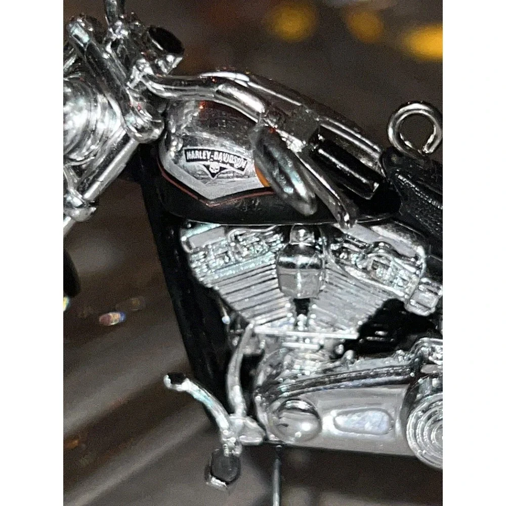 Hallmark Keepsake Christmas Ornament Harley Davidson 2013 CVO Breakout